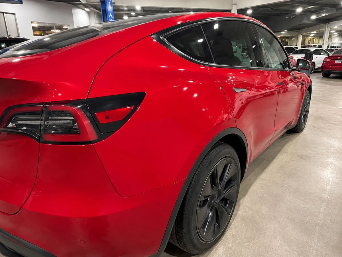Advanced PDR, after paintless dent repair by A Better Repair